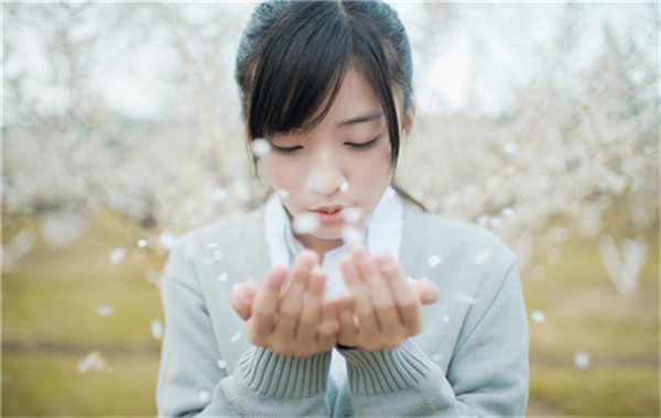 达尔罕茂明安联合怀孕后验血多久可以知道男女(怀孕后多久可以验血检查出来)